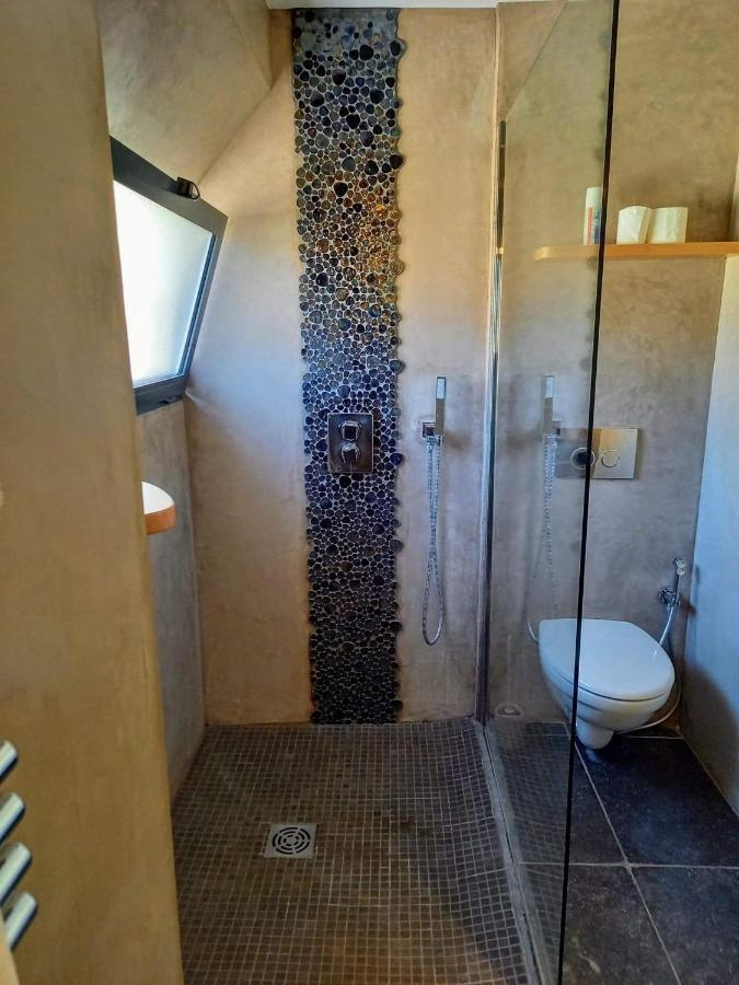 Les Chambres Du Vieux Bistrot Cabrières-dʼAvignon Exteriör bild