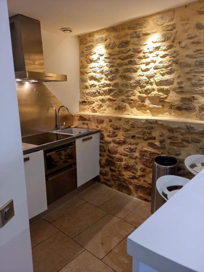 Les Chambres Du Vieux Bistrot Cabrières-dʼAvignon Exteriör bild