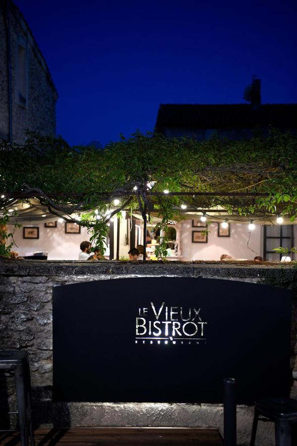 Les Chambres Du Vieux Bistrot Cabrières-dʼAvignon Exteriör bild