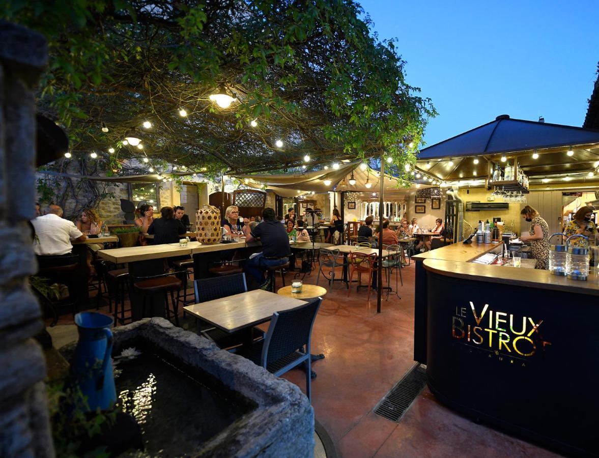 Les Chambres Du Vieux Bistrot Cabrières-dʼAvignon Exteriör bild