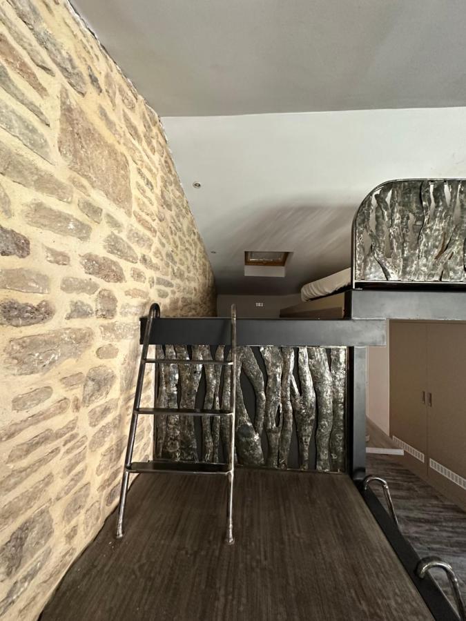 Les Chambres Du Vieux Bistrot Cabrières-dʼAvignon Exteriör bild